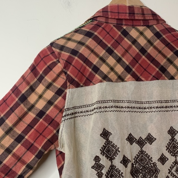 Gimmicks by BKE | Plaid Beaded Embroidered Mesh Long Sleeve Button Down Shirt S - Picture 16 of 17